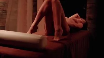 Sexy girl masturbate pussy in massage room